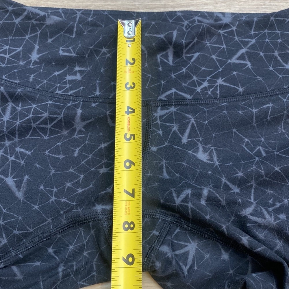 Lululemon | Wunder Under II | Cropped Leggings - Picture 12 of 14